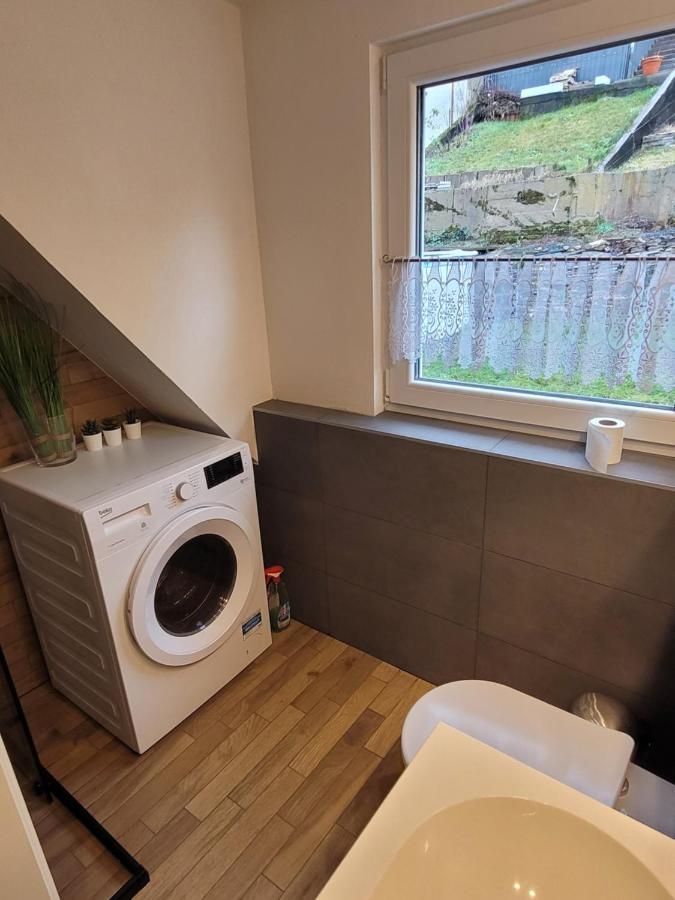 Apartment Ferienwohnung Steigwaldweg Würzburg Esterno foto