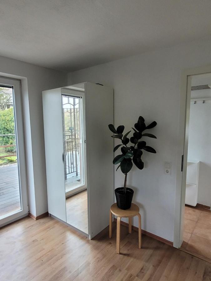 Apartment Ferienwohnung Steigwaldweg Würzburg Esterno foto